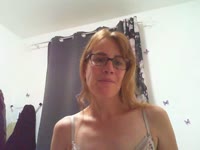 je suis une femme coquine tendre, sensuelle avec beaucoup de désir.