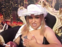 15 years experienced, professional in the execution of any fetish of any kind. If you are not a real and humble slave stay away from this room