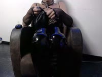 Do you want to enjoy a kinky show.......I get my kicks out of your pleasure seeing me perform. A show where you can share your desires with me so that I can make a personalised show for you. I am a fetishbitch with many kinks, so be prepared. I like it kinky and horny and have many fetishes like fetish style clothings, masks, high heels, stretching mouth, throat and anus with dildo