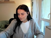 Helloooo <3 i am Maya! almost 20 years old girl who love to meet new people who are kind and lovely haha! i am half polish and ukrainian girl who is study in Amsterdam university! <3 love to chat and sharing my cutie body.. sometimes shy; *