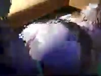 Hallo, ich wackle total gerne mit meinem Hintern, bis sie kommen. Ich liebe es, die warme Samenflüssigkeit in meiner Vagina und meinem Po zu spüren. Ich möchte von vielen Männern penetriert werden... Komm und sieh mir zu, wie ich mich selbst berühre, sieh mir zu, wie ich komme...