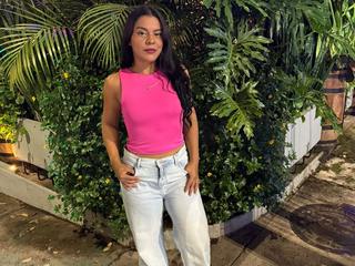 Mia_Bellefort