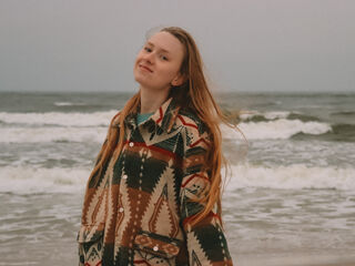 cam slut photo AmiLee