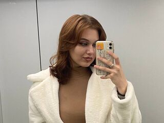 naked camgirl gallery BrynnMeury