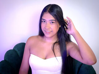 fingering cam whore IvonneLaurent