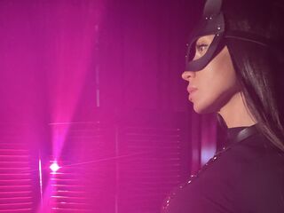 fingering camslut LeilaNyman