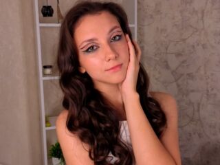 cam girl chat room MonetPregler