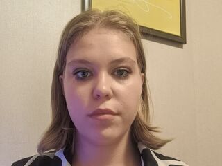 live porn show SaturninaLeavitt