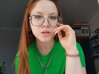 hot strip tease web cam KrysaDap