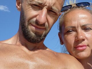 live sex webcam show DianaAndAndrey