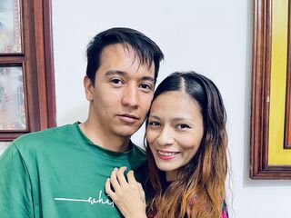 chatroom live sex webcam show GabyAndHugo