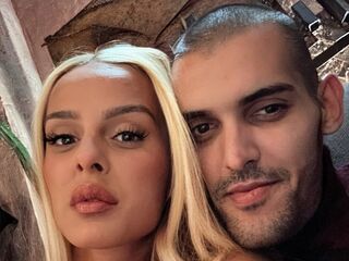 hot livecam couple GinaMikelSchmidt