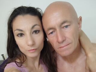 camgirl fucking stranger IvonneAndDom