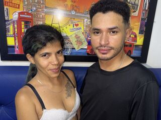 live chatroom sex webcam MarceAndLucas