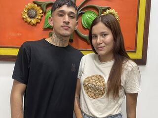 webcamgirl fucked by stranger VeriaAndLeo