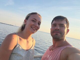livechat couple ViktorJuli