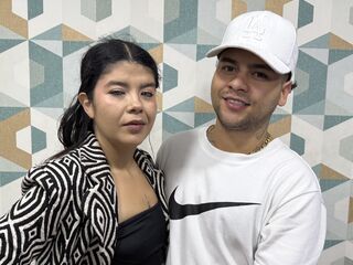 kinky girl fucked in front of live cam WendyAndZamyr
