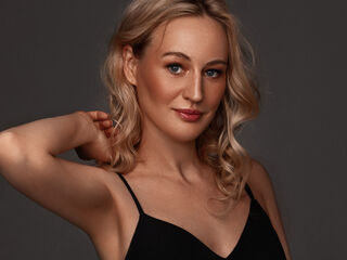 bondage girl webcam AbeyAmaze