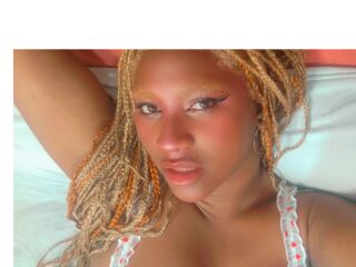 squirting girl webcam picture EvonyFox