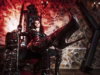domina live cam IsisKnox