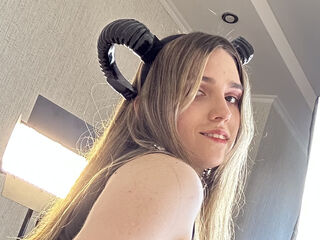 cam slut chat AaliceWalter