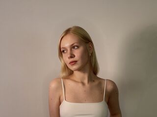 livesex cam AishaNaeher