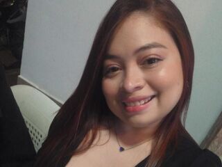 girl chatroom AlannaThomas