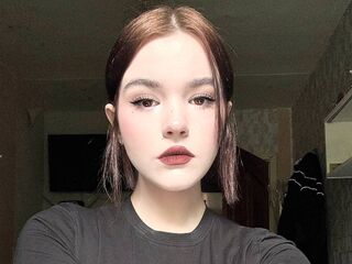 hot strip tease web cam AliceRobinsen