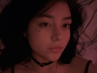 fingering camwhore AlisaGlow