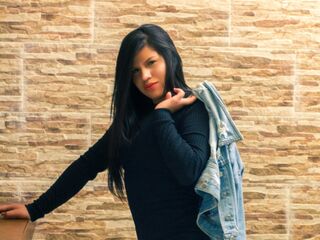 naughty cam girl masturbating with dildo AlishaRivero