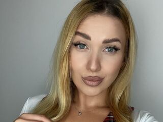 naked cam live AmaliaAndreson