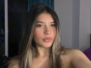 topless girl AmberCamus