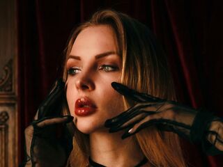 naked camgirl masturbating with dildo AmeliaRos