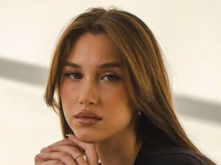 hot strip tease web cam AmelinaBrauberg