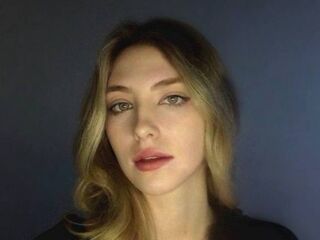 cam chat room AmyHuckabey