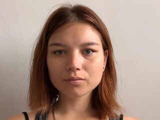 free nude cam AndreThreat