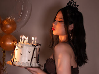 girl topless AngelaRodds