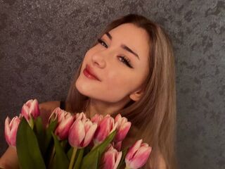camgirl masturbating with dildo AngellaMasood