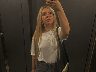 sexchat room AnnaSebastian