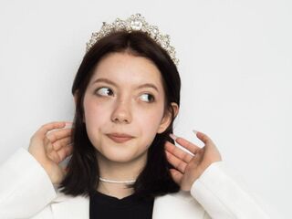 naughty cam girl ArielleTewell