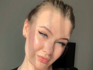 naked webcamgirl video ArlettaVatter