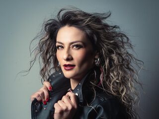 nude webcamgirl photo AryTorres