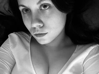 naked cam chatroom BelaWink