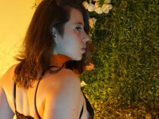 naughty cam bitch BellValeria