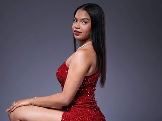 livecam sex BellaMazonni