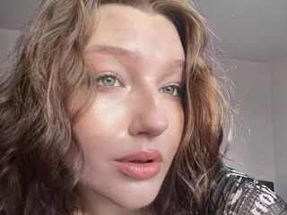 naked cam girl fingering pussy BonnieHeap