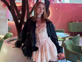 nude cam girl pic CandiFerretti