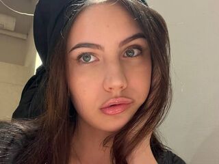 naked girl with webcam masturbating CarlotaJanower