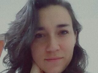 adult cam show CarolineDid