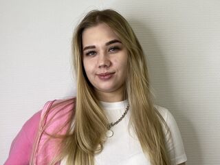 live sexcam CathernLoven